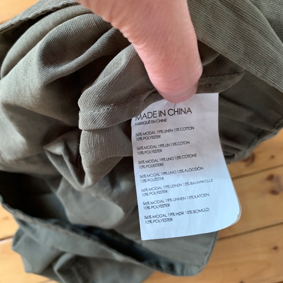 Club Monaco Linen Blend Crop Top - Picture 4 of 7